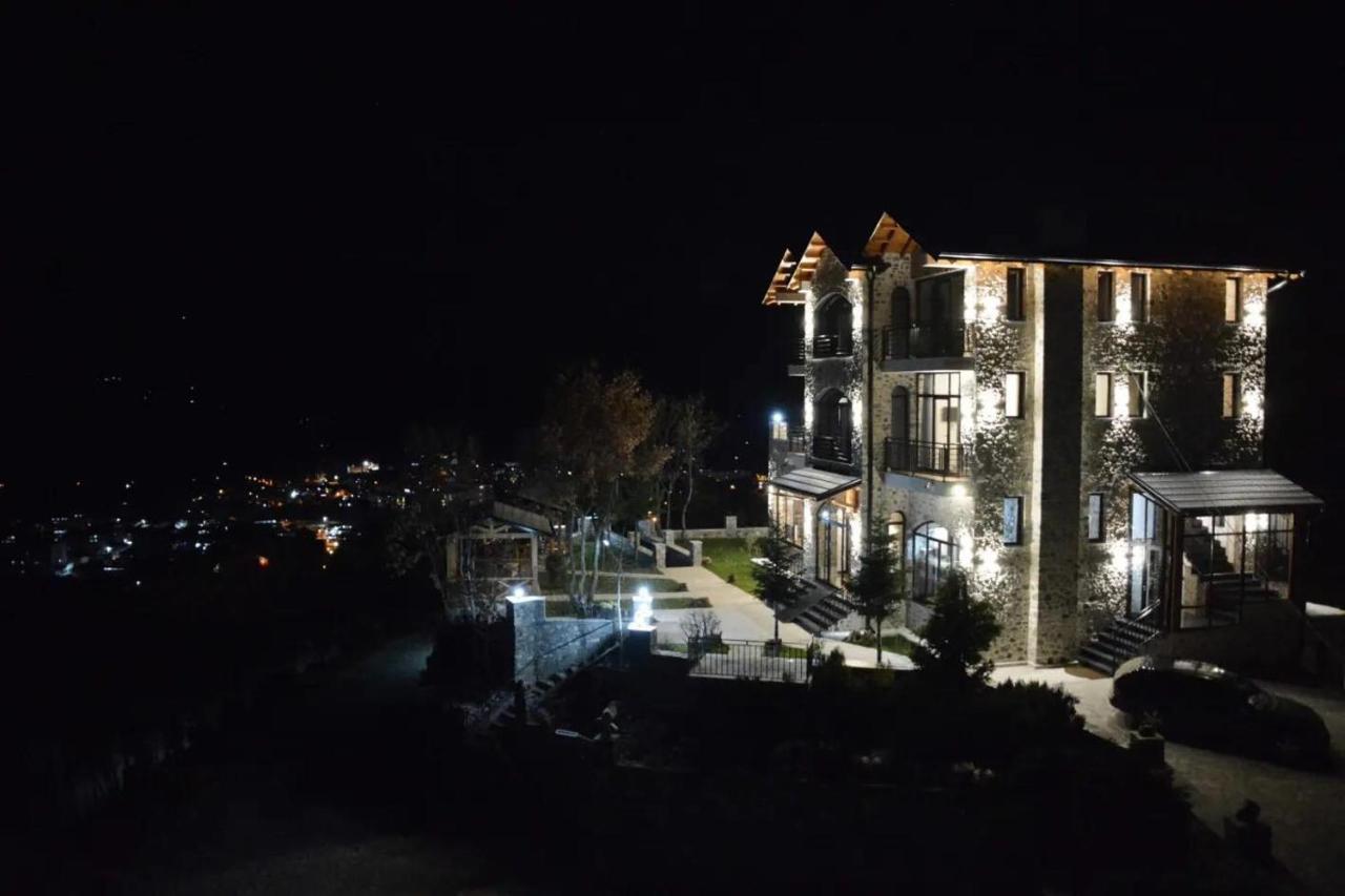 Bujtina Vrenezi Hotel Peshkopi Ngoại thất bức ảnh
