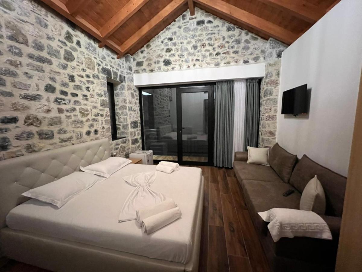Bujtina Vrenezi Hotel Peshkopi Ngoại thất bức ảnh